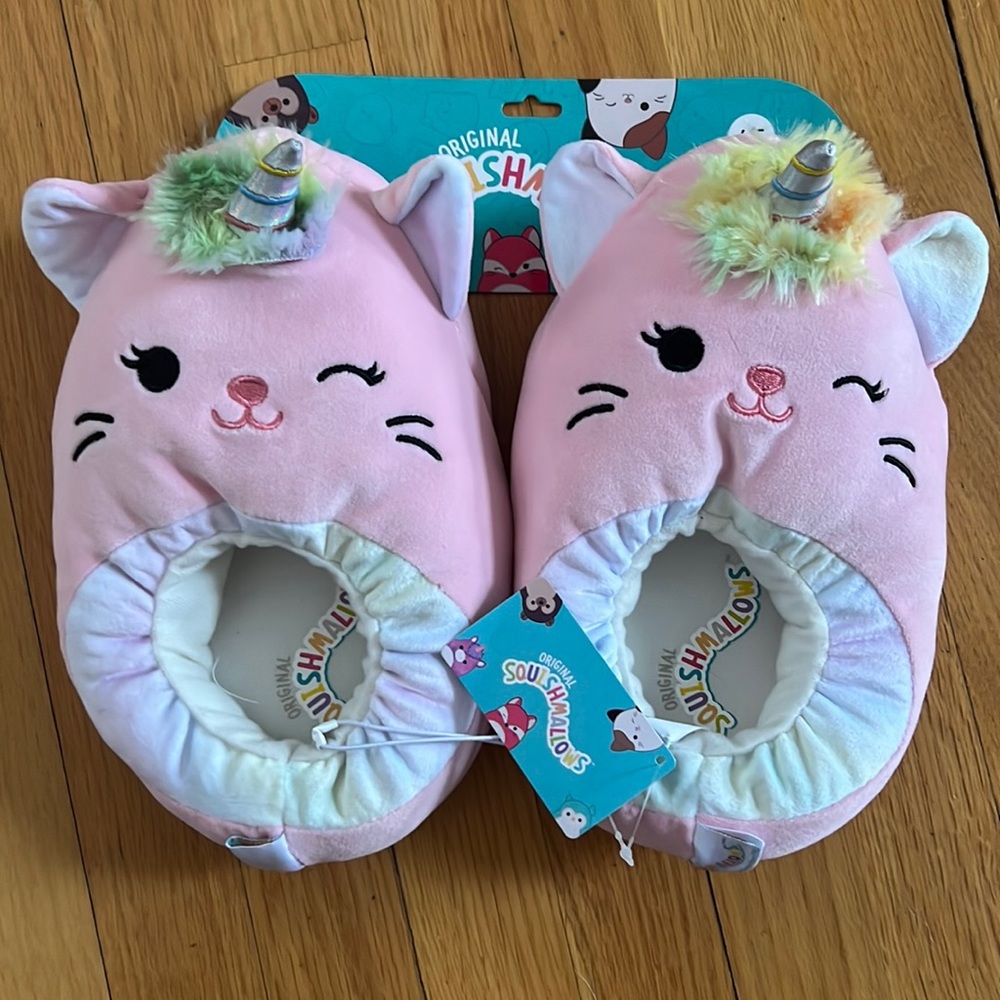 NWT Squishmallows UNICORN kids slippers